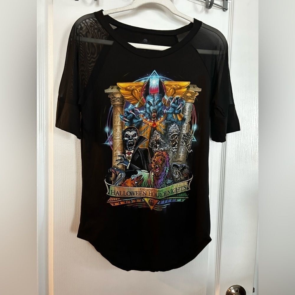 Universal Studios Shirt Womens M Black Halloween Horror Nights 2022 Graphic Tee